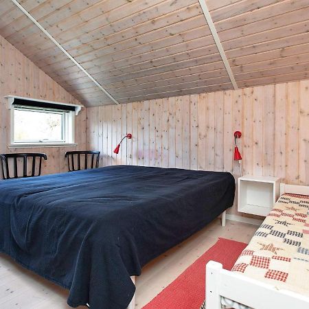 10 Person Holiday Home In Stege Εξωτερικό φωτογραφία